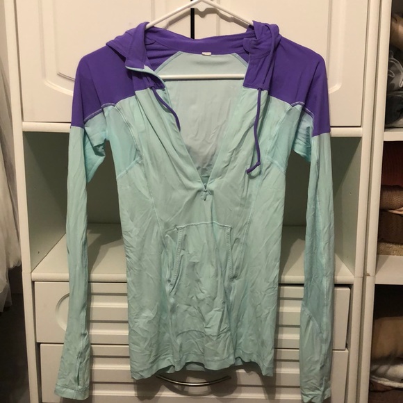 lululemon athletica Tops - Lululemon lightweight jacket, size 4